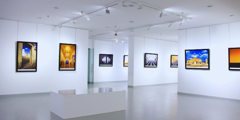 Establishing a Contemporary Art Gallery Business in Singapore: A Guide for Aspiring Entrepreneurs